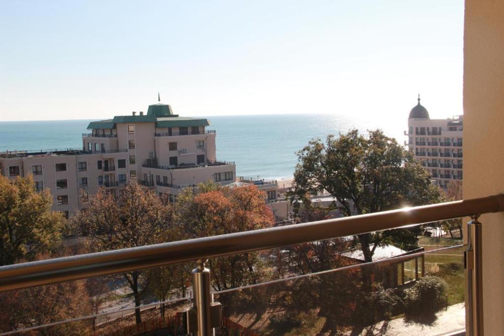 Golden Sands Rentals Apartments 外观 照片