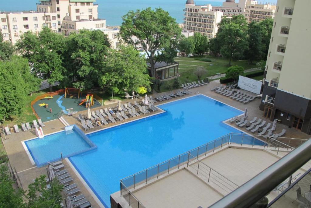 Golden Sands Rentals Apartments 外观 照片